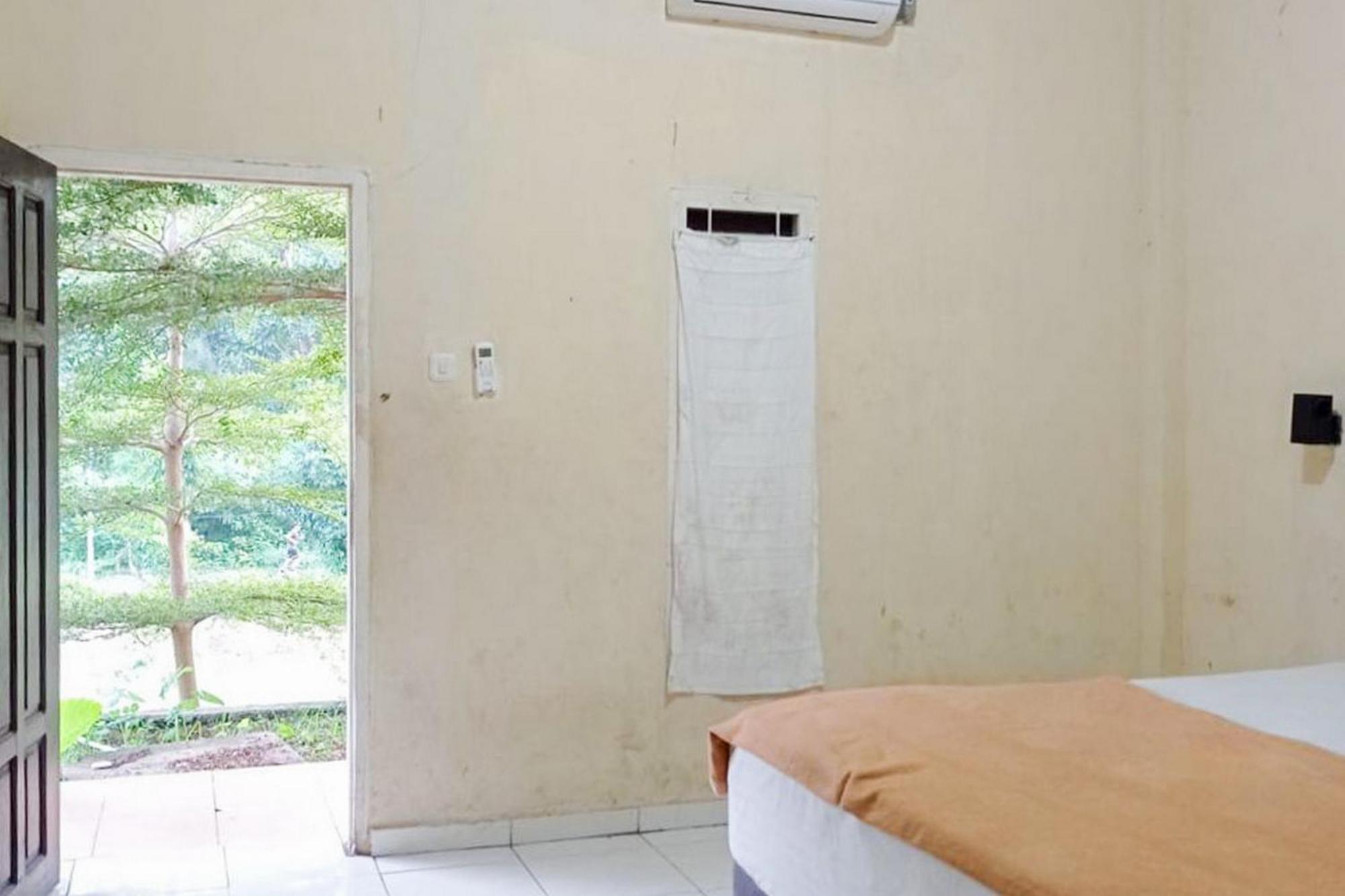 Hotel Pantai Panjang Bengkulu Redpartner Εξωτερικό φωτογραφία